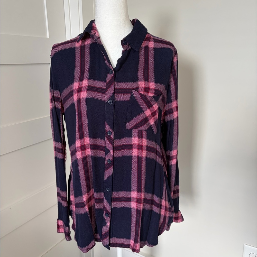 beachlunchlounge Navy and Pink Plaid Button-Down Shirt